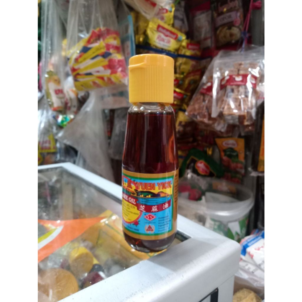 

Yuen Yick Sesame Oil/Minyak Wijen isi 110ml
