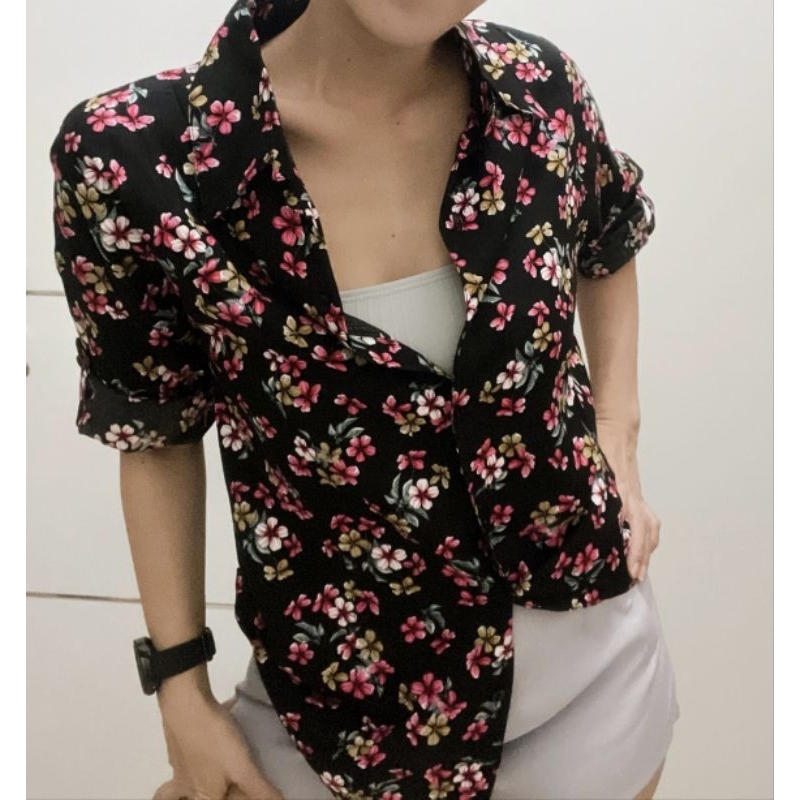 CHUN - Atasan Kemeja Flower Rosie