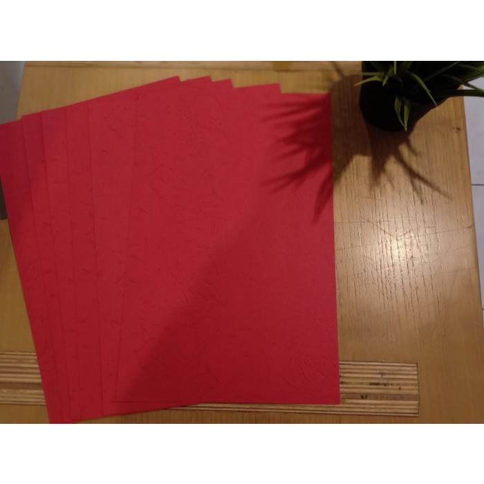 

KERTAS BUFFALO WARNA MERAH ECERAN