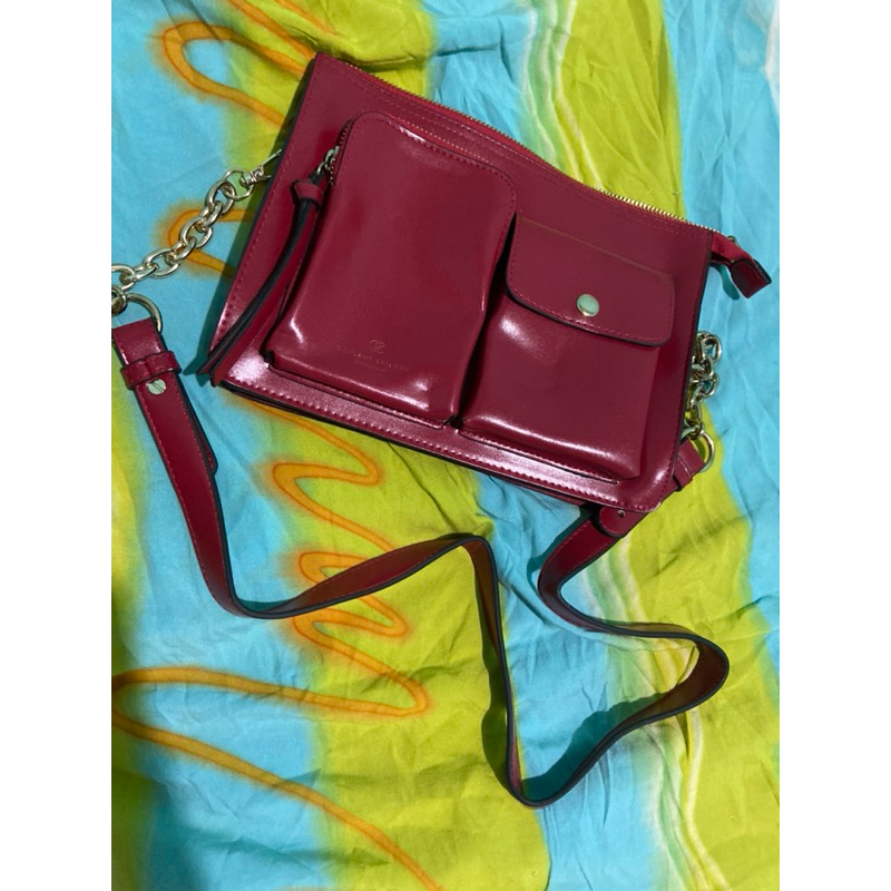 Tas Selempang Oriflame Maroon