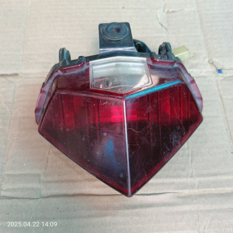 Lampu Stop Belakang Rem Vixion Nvl Nva 2013 2014 2015 2016 Original copotan