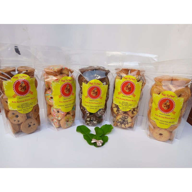 

Bolu Kering Donat Kruss