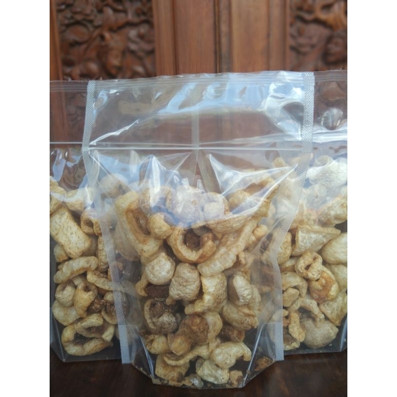 

Krupuk samcan/krupuk samcan asli Bali/kerupuk asli bali/kerupuk babi samcan/kerupuk enak