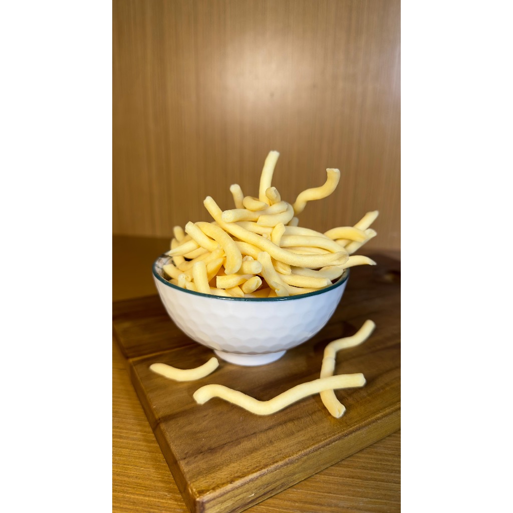 

Stik KEJYÜK dengan keju Edam. 135 gram TANPA PENGAWET