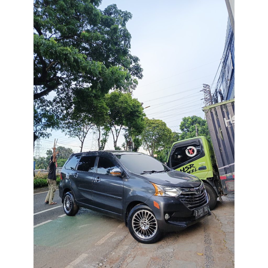 PAKET VELG PLUS BAN ACCELERA 205 55 R16 UNTUK MOBIL AVANZA USE VELG HSR JJC RING 16