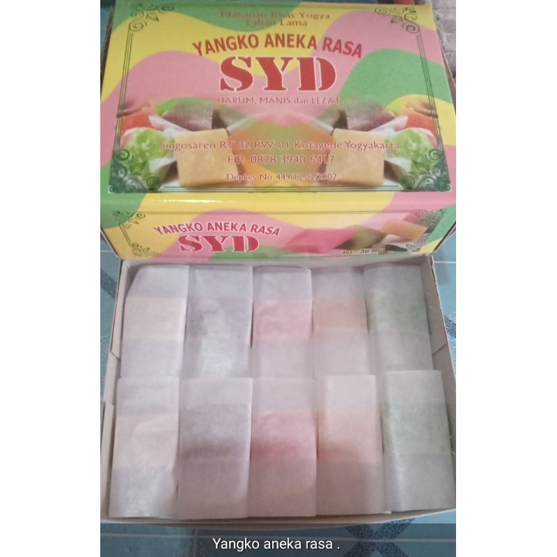 

yangko aneka rasa 25.000 isi 30 rasa manis empuk.