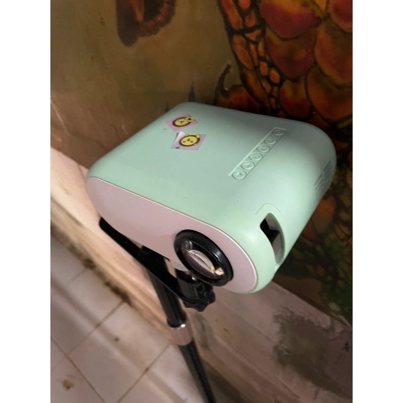 Proyektor mini Qiaolet Z1 No Minus Murah NOBAR BOLA Nonton YouTube DLL