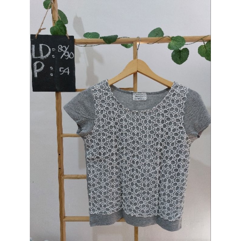 Kaos Brukat United Arrows Grey White