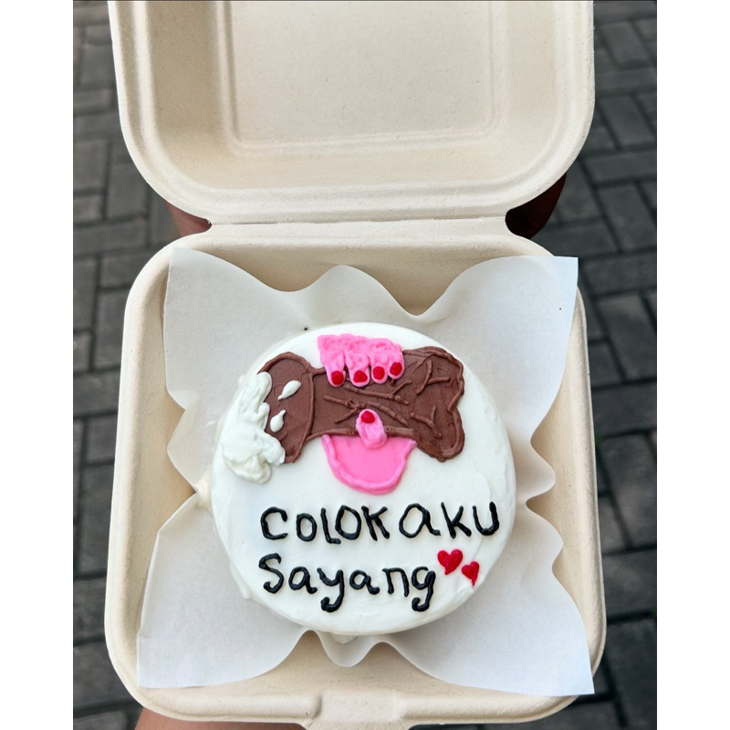 

READY STOCK CUSTOM BENTO CAKE