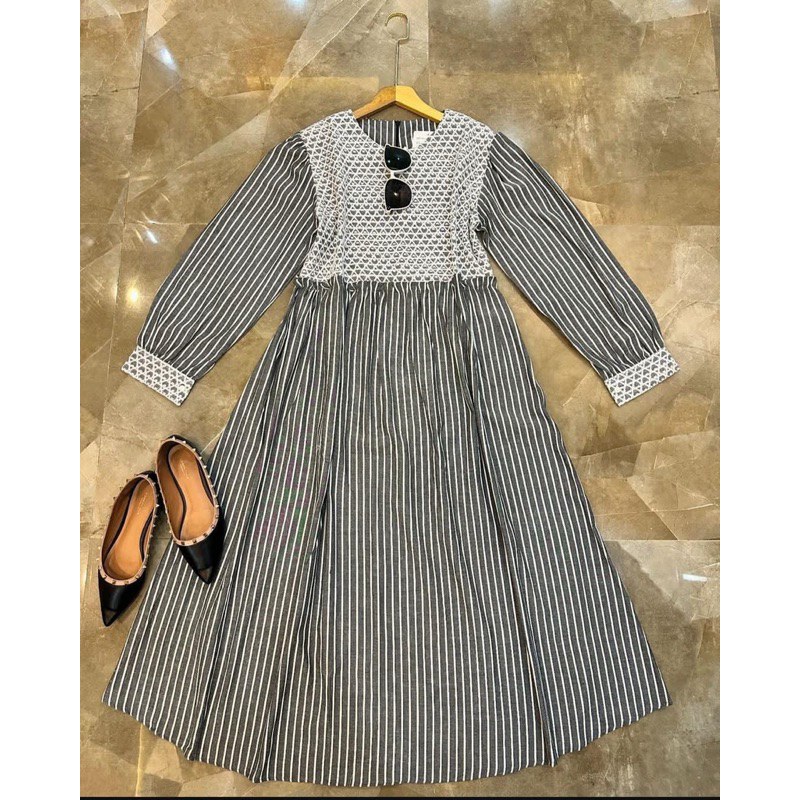 Kiukiu Depira Midi - Gamis Salur Katun fit XL-XXL - Gamis Midi Dress Motif Salur Stripe Katun Adem