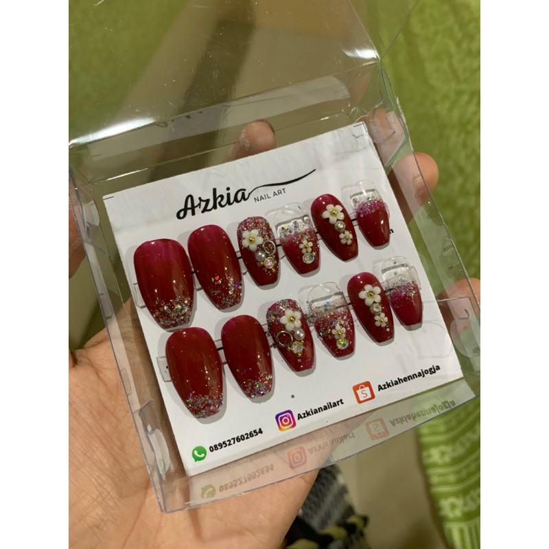 Kuku Palsu/Nail art wedding merah marun