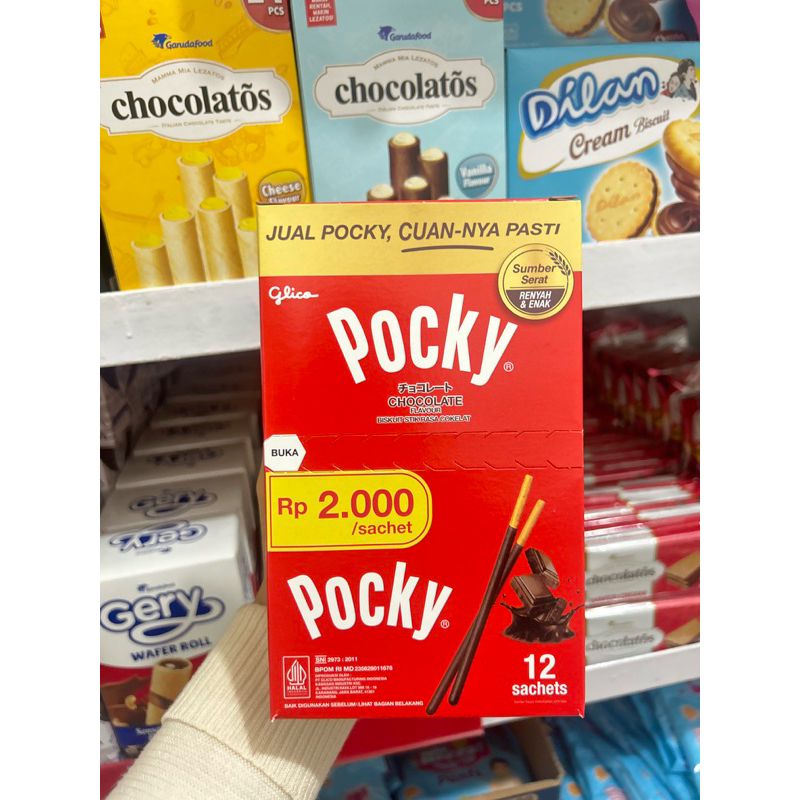 

POCKY POCKY ISI 12 SASET RASA COKLAT DAN STROBERRY