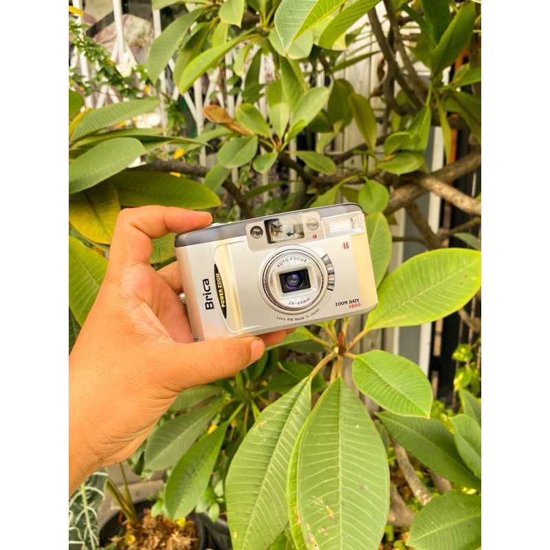 Kamera Analog Point and Shoot Brica Zoom date 1800