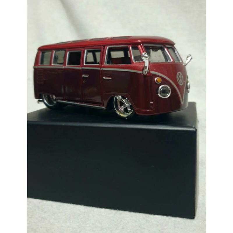 BONUS : Diecast Maisto. Diecast Burago Classic : VW Van "Samba" Scale 1:32. Metal Body & Rubber Tire