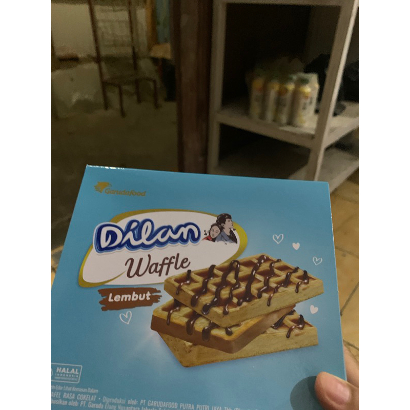 Dilan Waffle Kue Wafel Rasa Cokelat 250 g Isi 12 Pcs