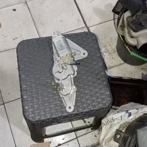 dinamo wiper belakang Avanza Xenia _2005_2011