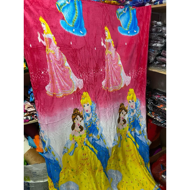 Selimut Tidur Anak Karakter perempuan frozen lol minni mouse hello kitty Ukuran 120x180 Terbaru