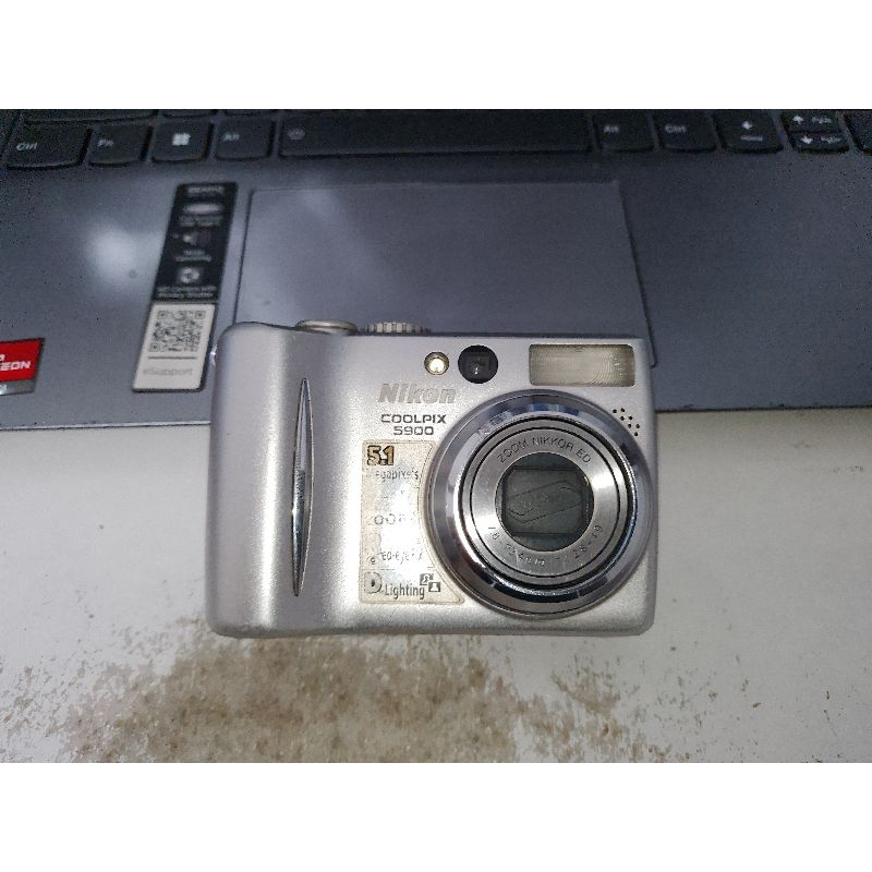 Kamera Digital Nikon Coolpix 5900