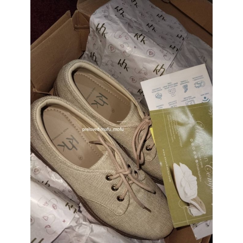 PRELOVED Sepatu by Khakikakiku