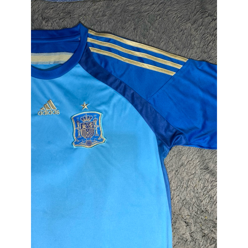 Jersey second kiper Timnas Spanyol 2013