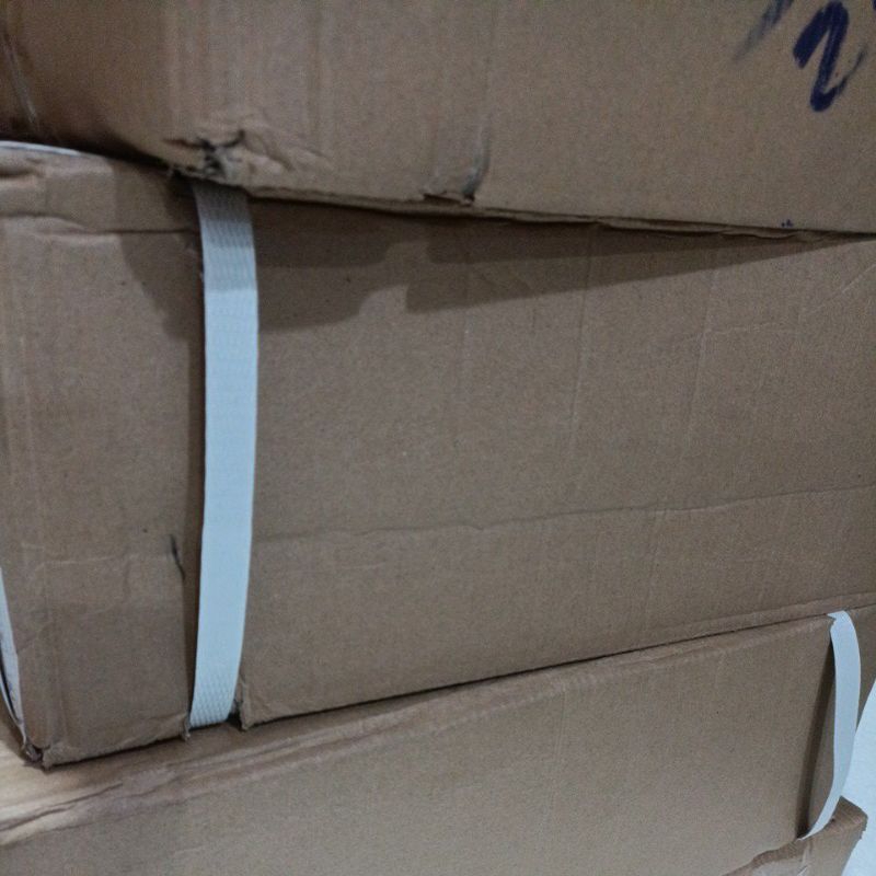 

KARDUS MAINAN PACKINGAN/HARGA MURAH/barang ready yaaa