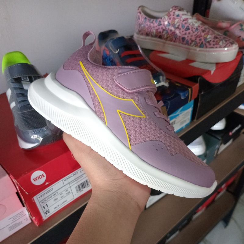 Diadora Kiyut Jr