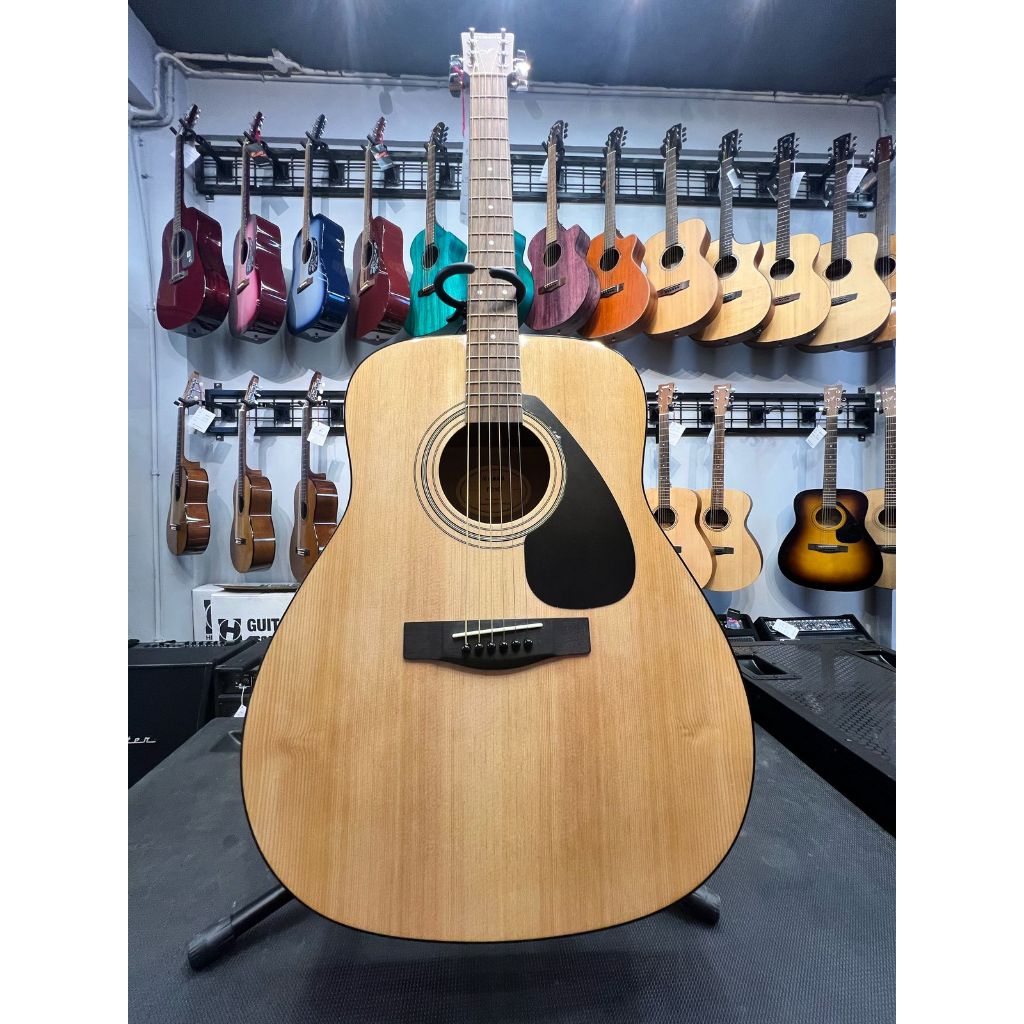 YAMAHA Gitar Akustik F310