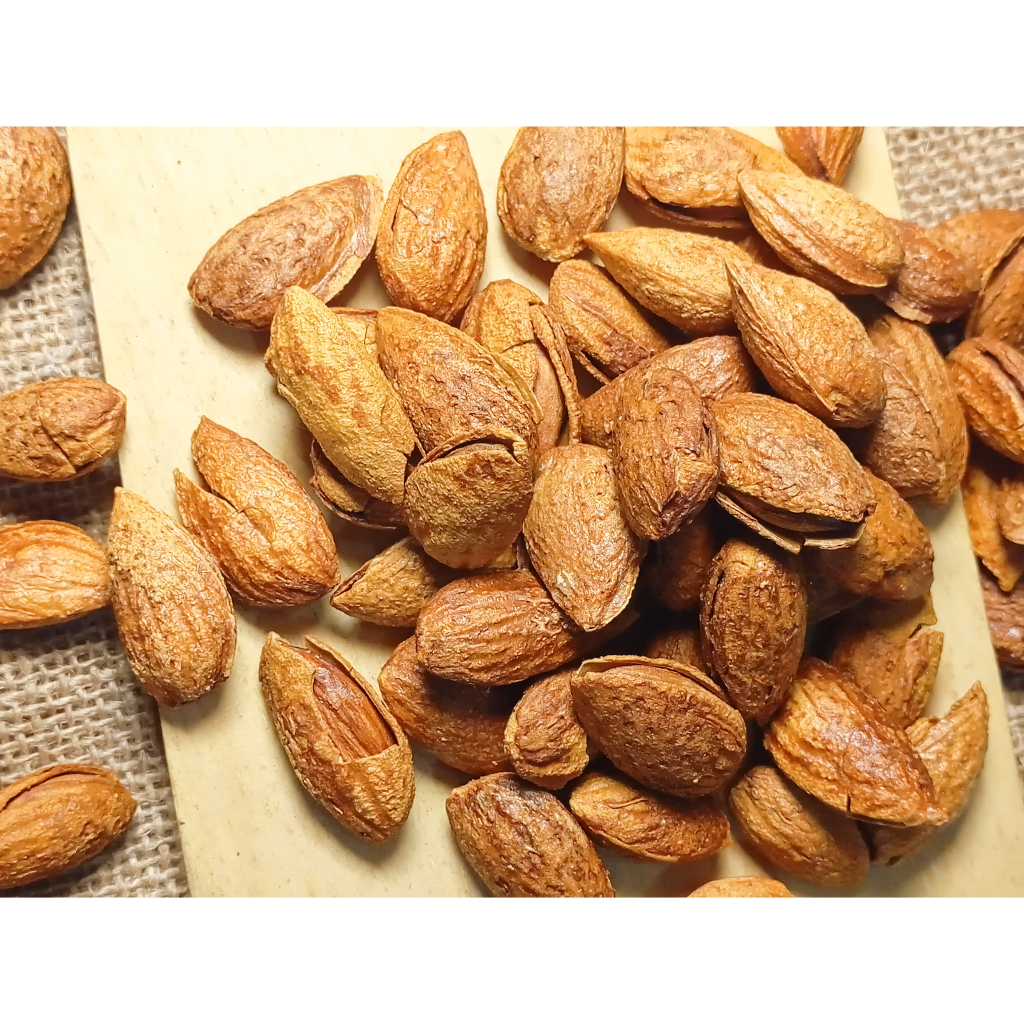 

KACANG ALMOND SUSU 1 KG / KACANG ALMOND CANGKANG / KACANG / OLEH OLEH HAJI UMROH