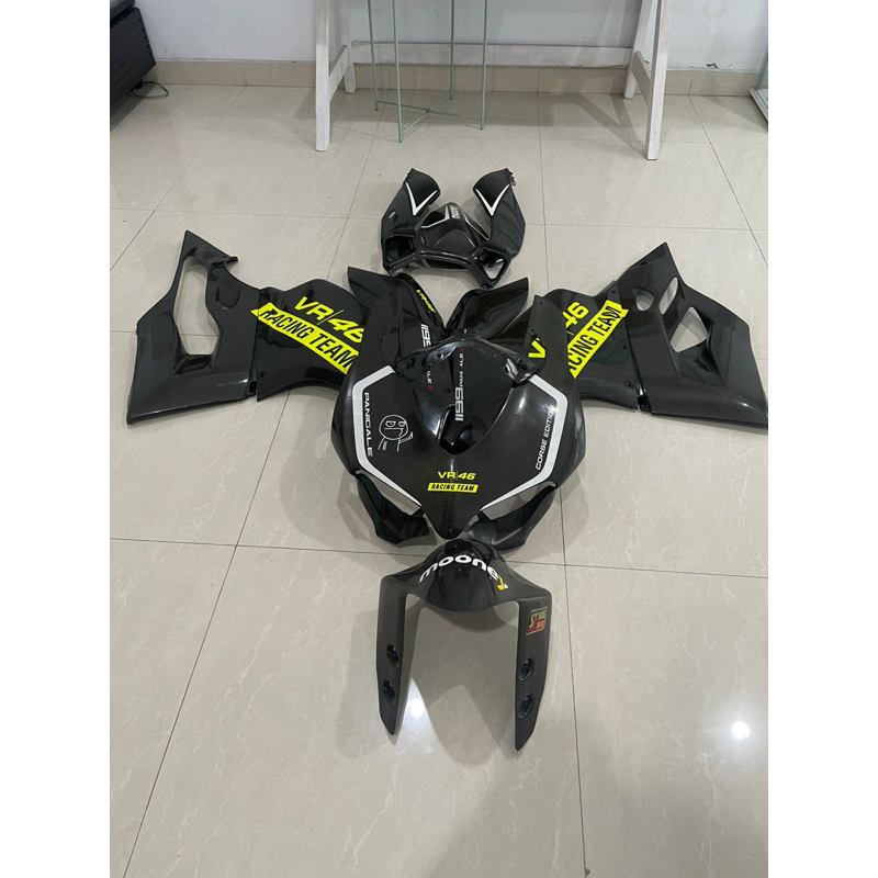 Body Fairing Carbon Ducati Panigale 1199 merk AMC Carbon Slovenia