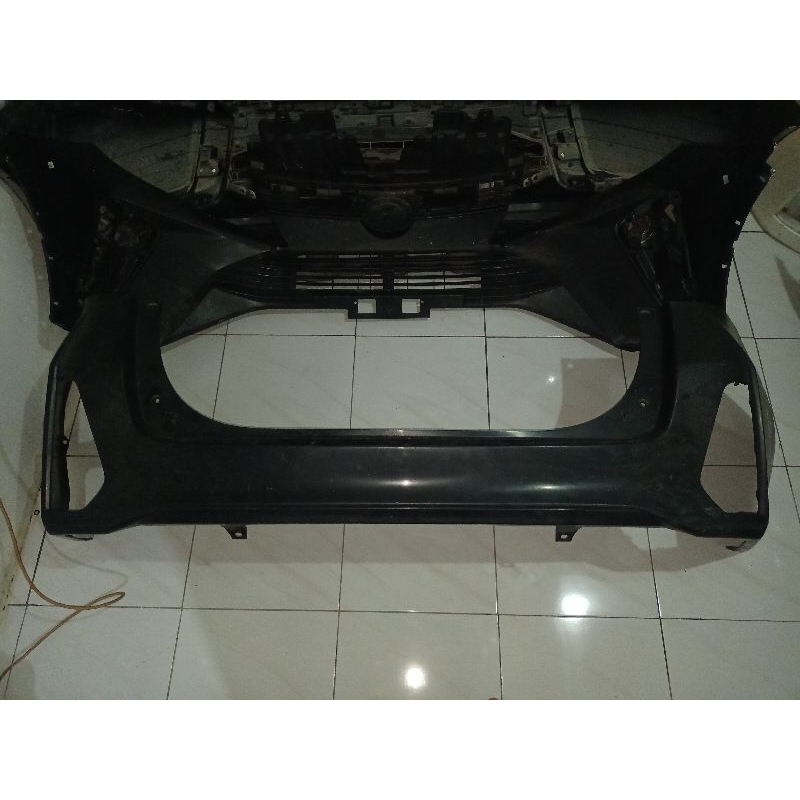 bemper belakang Avanza Veloz 2019
