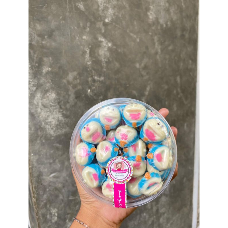 

Coklat Karakter Doraemon