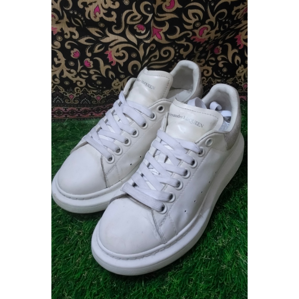Sepatu Second Alexander McQueen Size 37 Insole 24