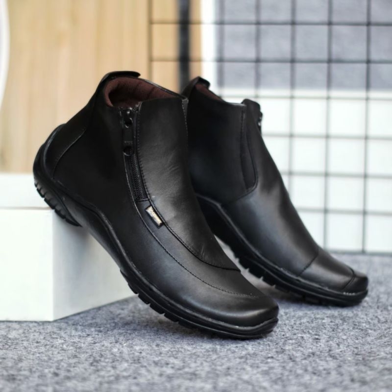 Sepatu Kulit Pria Resleting CV Cora Sepatu Boots Pria Kulit Terbaru
