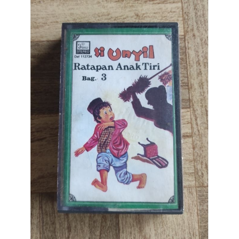 kaset pita si UNYIL  "ratapan anak tiri"