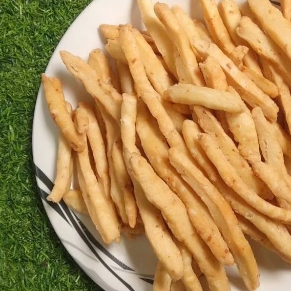 

Chesee Sistick, Stik Keju Crispy Gurih Renyah Makanan Ringan Snack Cemilan Kiloan 1kg
