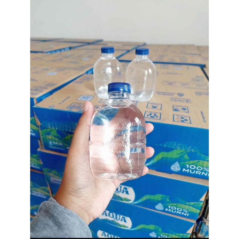 

Aqua cube air minum aqua uk 220ml x 24 (1dus)