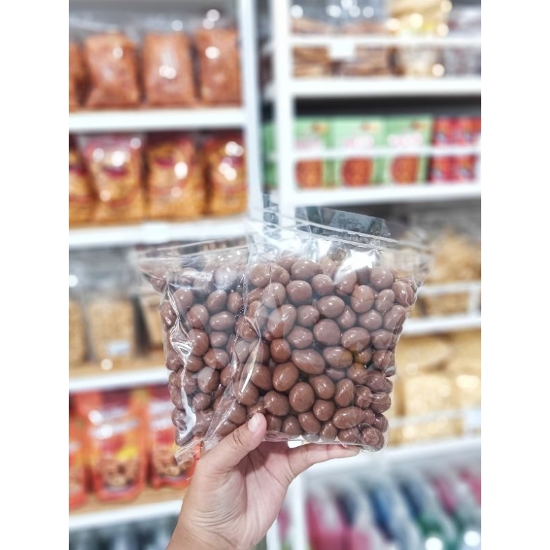 

COKLAT DELFI MEDE DAN ALMOND Kemasan 500gr