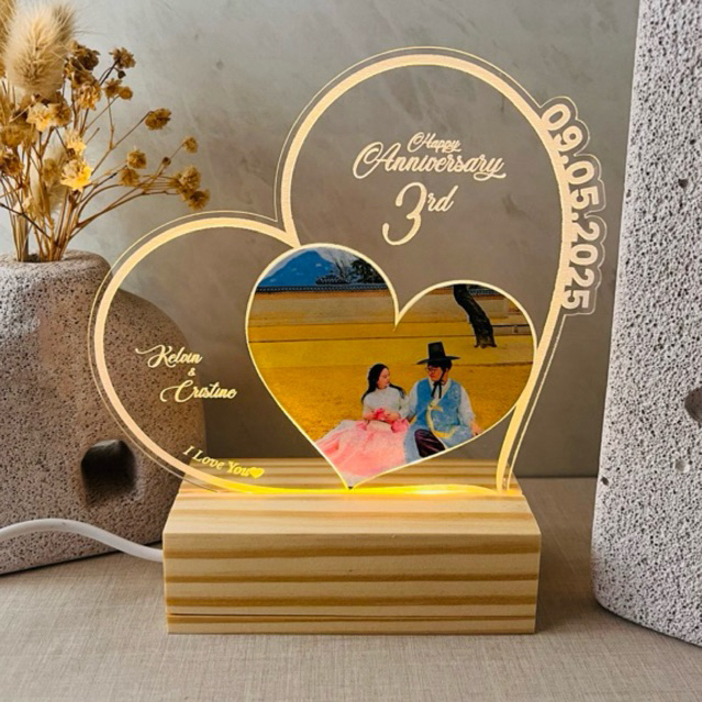 KADO VALENTINE / KADO NIKAH / KADO ANNIVERSARY CUSTOM AKRILIK / KADO LAMPU TIDUR