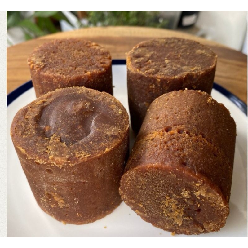 

gula aren berat 2 kg gula asli 100% tanpa campuran