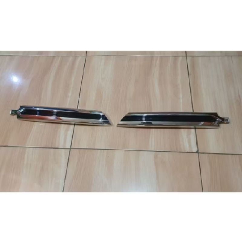 List grill suzuki XL 7