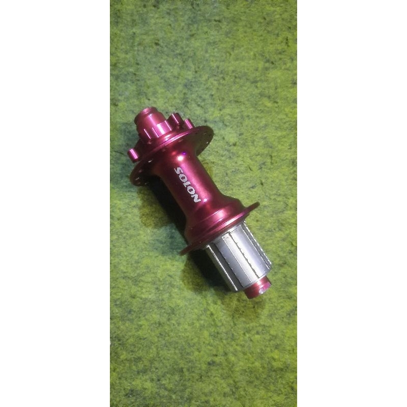 Hub solon TA 12 x 148