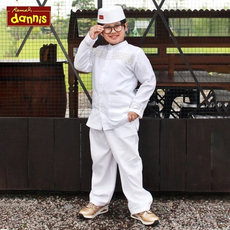 Koko Kids Dannis d'Ikhrom Setelan Kemeja Putih Celana Panjang Baju Muslim Anak Laki-laki