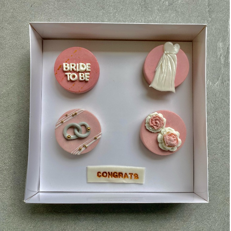 

(bisa dadakan, bisa h-1) Kue Bridal Shower| Kue bride to be, bridal shower, hadiah baridal shower party, dekor bridak shower