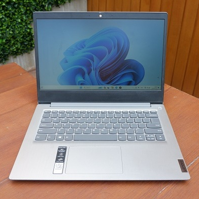 Lenovo Ideapad Slim 3 AMD 3020e Ram 16Gb Ssd 512Gb Window 11