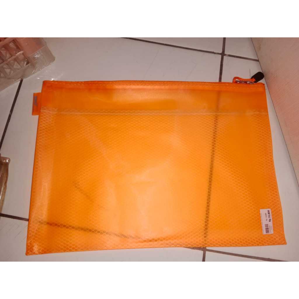 

Map Zipper Sleting | Pocket Dokumen A4 (23x33 cm)