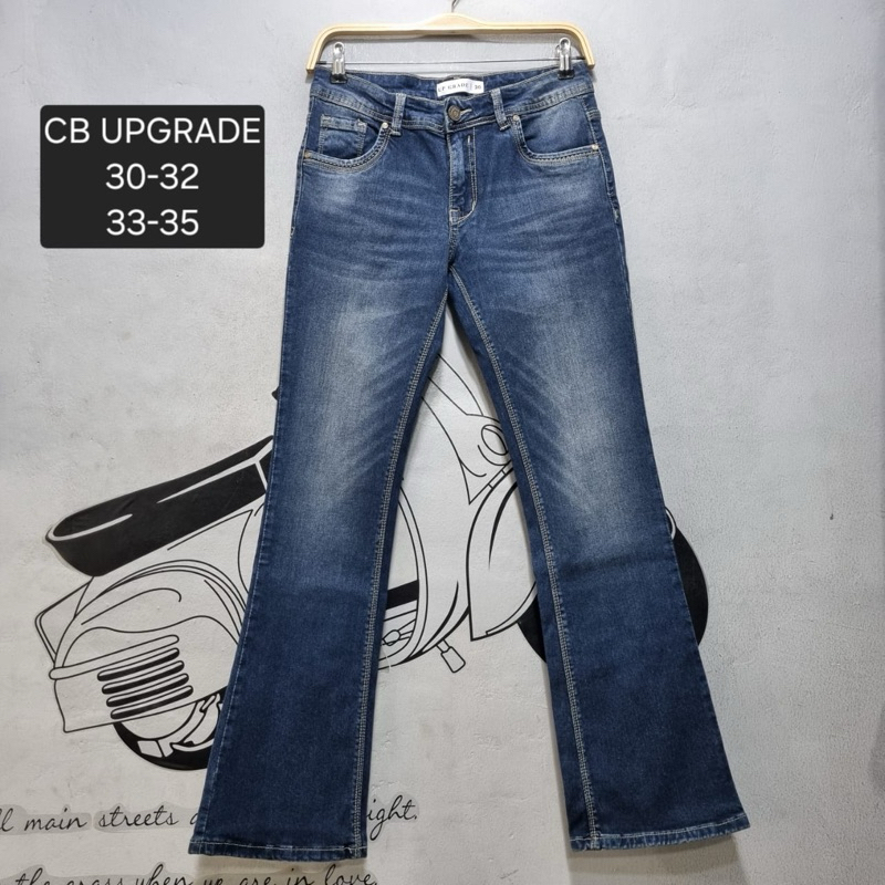 Upgrade Cutbray Manis - Celana Jeans Bootcut Wanita Upgrade Jeans