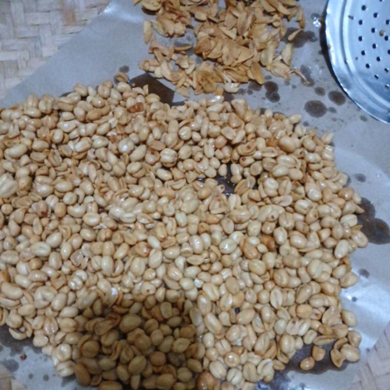 

Kacang Bawang Goreng