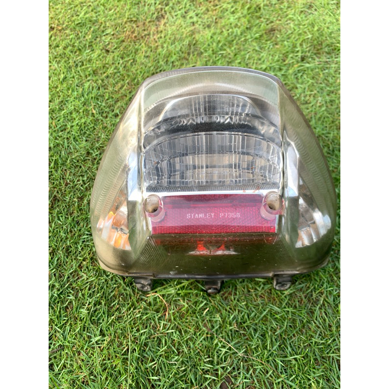 Stoplamp suzuki skywave 125 original copotan / lampu belakang suzuki skywave 125 original copotan