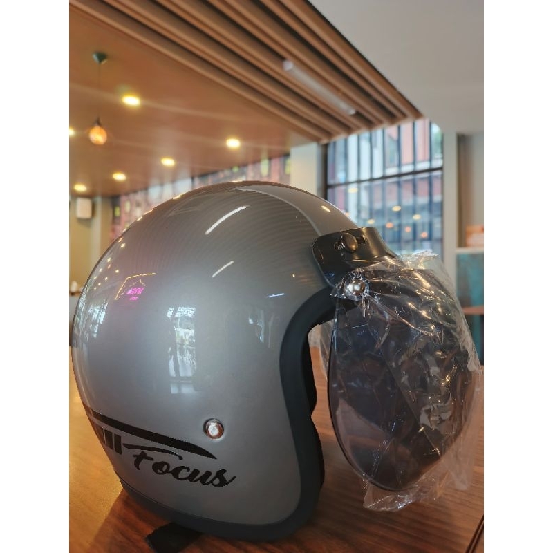 HELM WANITA MODEL BOGO MERK FOCUS