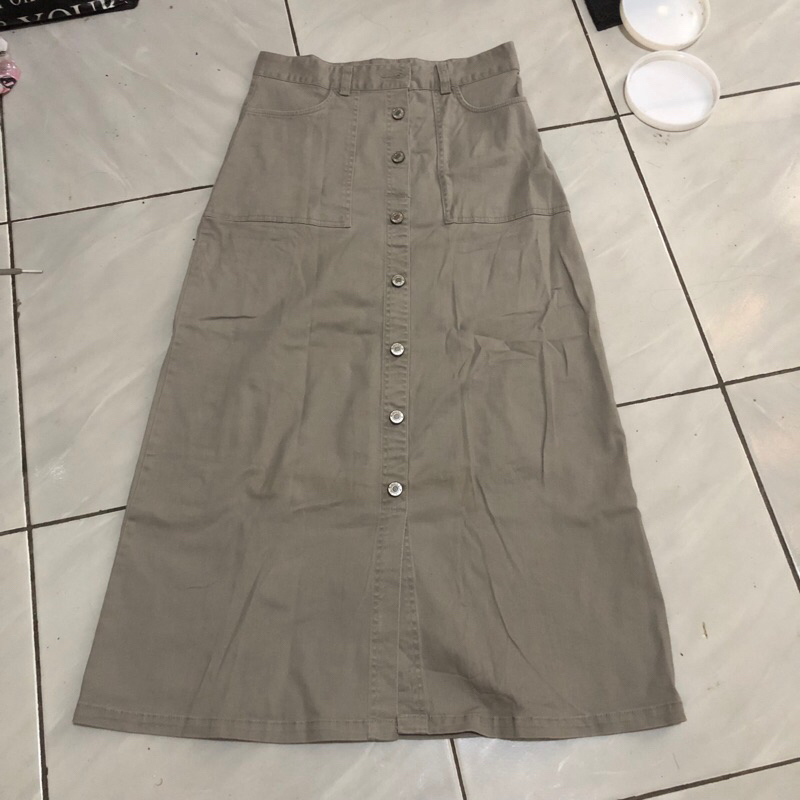 preloved rok panjang brand dust ori matahari